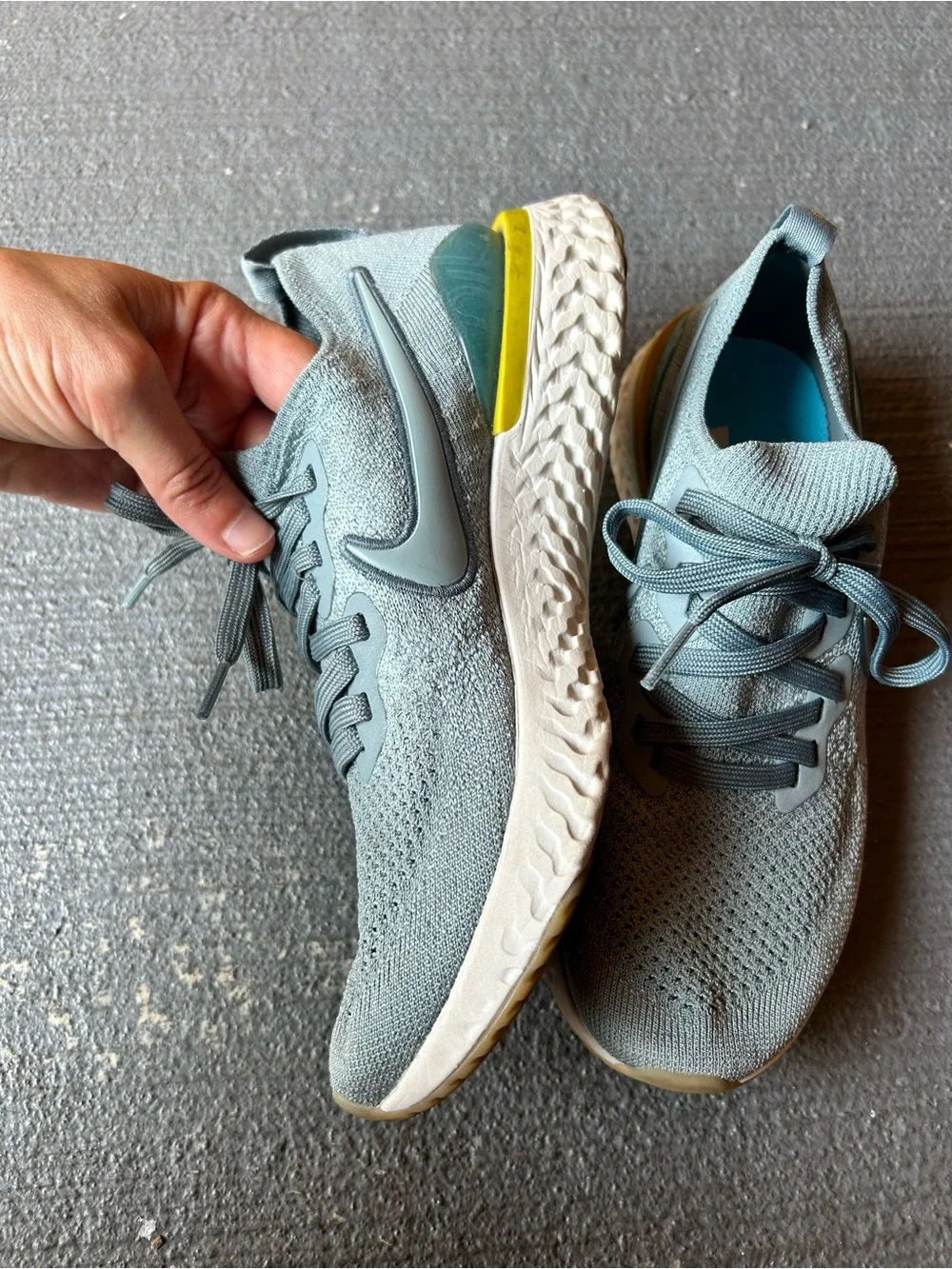 Nike Women’s Athletic Sneakers in Teal with Yellow Accent like new
